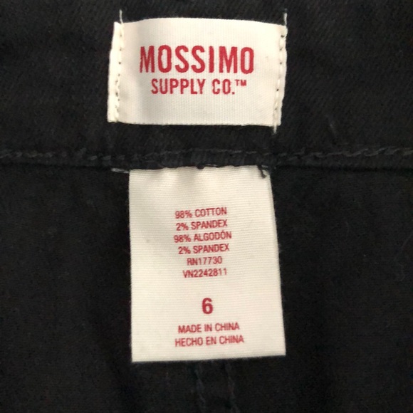 A-line with buttons down the front. - Picture 4 of 4